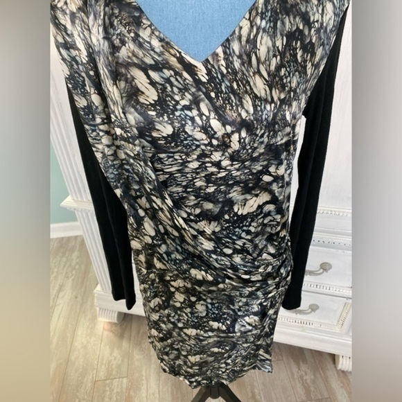 Nicole Miller Artelier Dress Size 6 100% Silk Sash On the Front in EUC - Picture 6 of 10